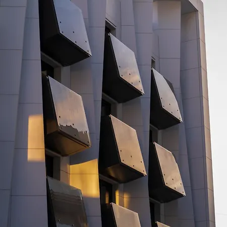 Raam Luxury Apartment *