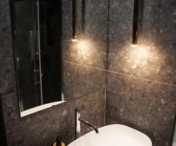 Raam Luxury Apartmán *