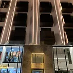 Raam Luxury Apartment Larnaca