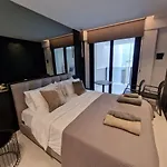 Raam Luxury Apartment