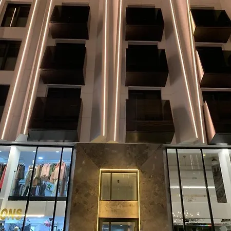 Raam Luxury Apartmán Larnaca