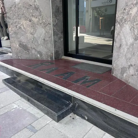 Raam Luxury Apartmán *